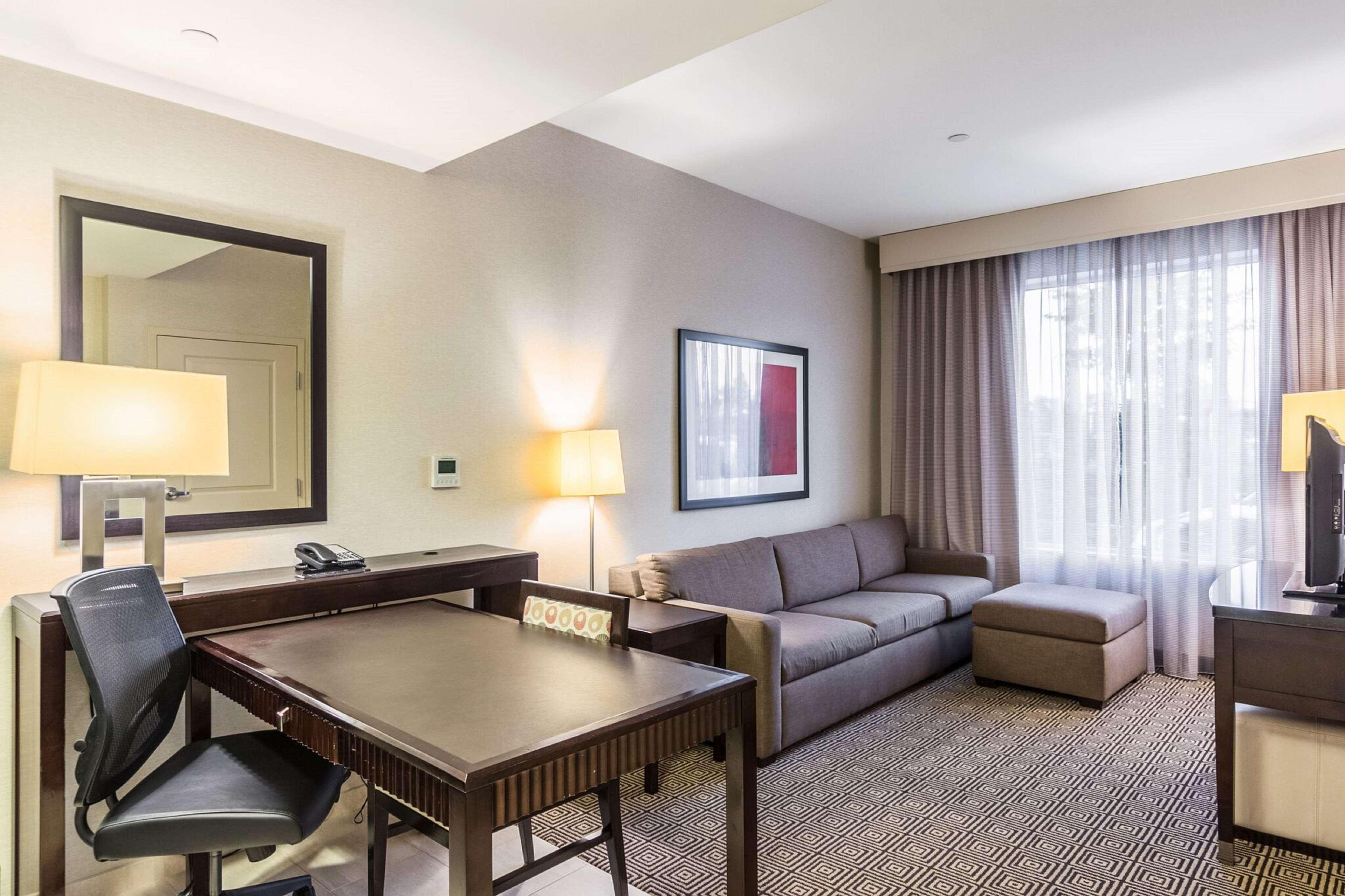 Embassy Suites By Hilton Newark Airport Ελίζαμπεθ Εξωτερικό φωτογραφία