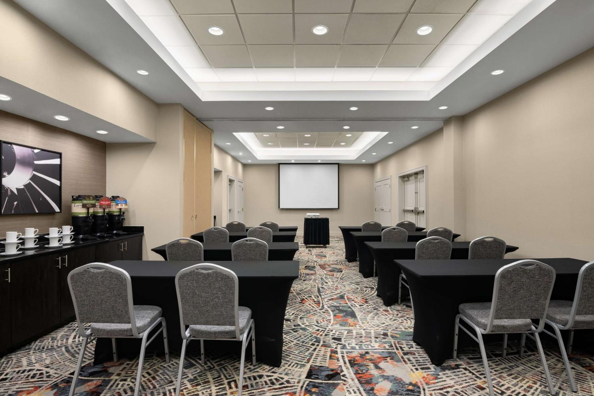 Embassy Suites By Hilton Newark Airport Ελίζαμπεθ Εξωτερικό φωτογραφία