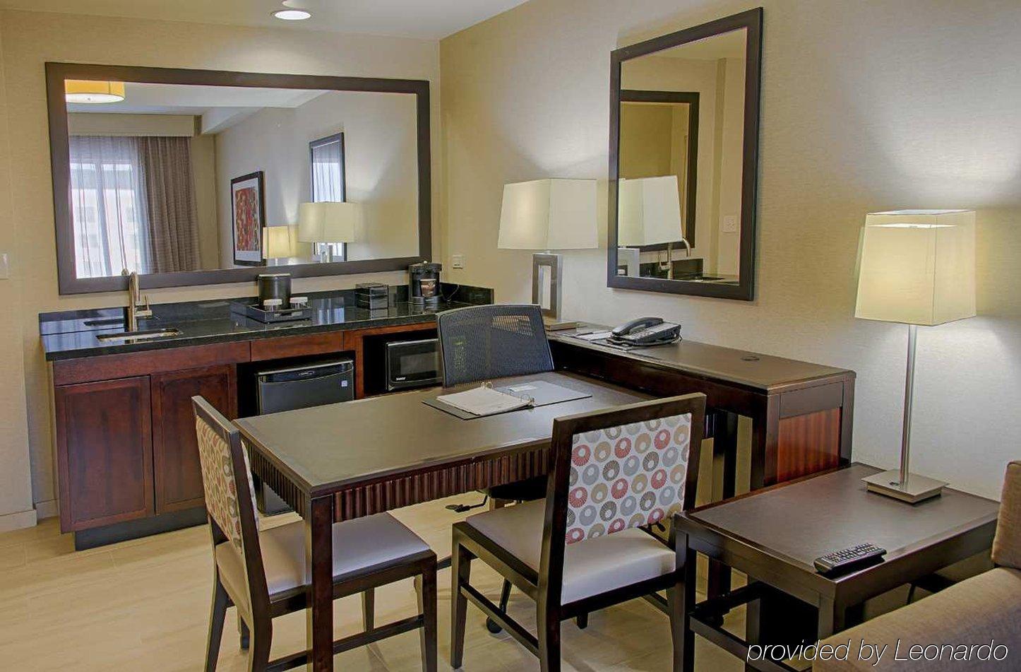 Embassy Suites By Hilton Newark Airport Ελίζαμπεθ Εξωτερικό φωτογραφία